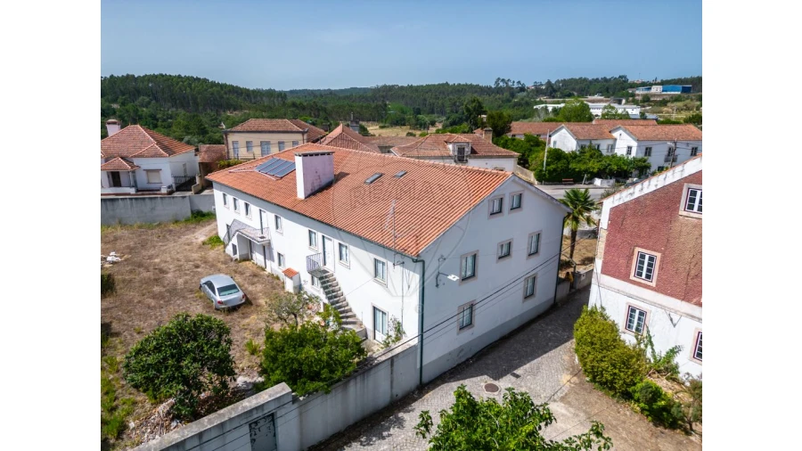 Moradia T18 para Venda em Parceiros e Azoia Foto 11