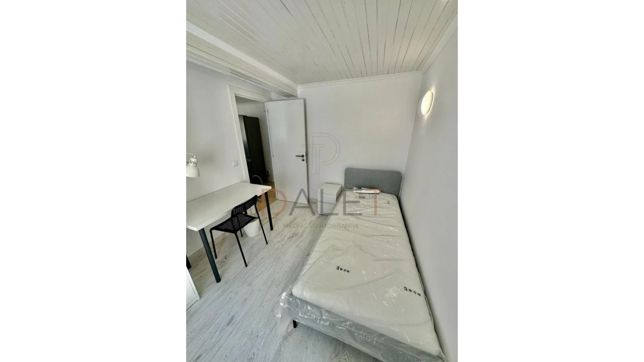 Moradia T9 para Venda em Ajuda Foto 65