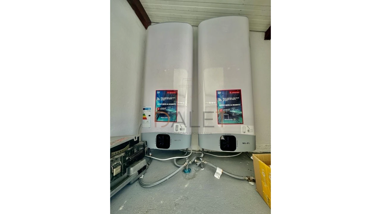 Moradia T9 para Venda em Ajuda Foto 86