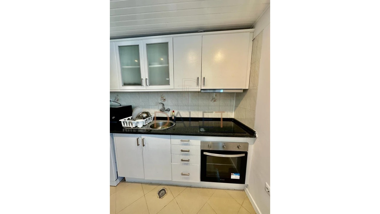 Moradia T9 para Venda em Ajuda Foto 4