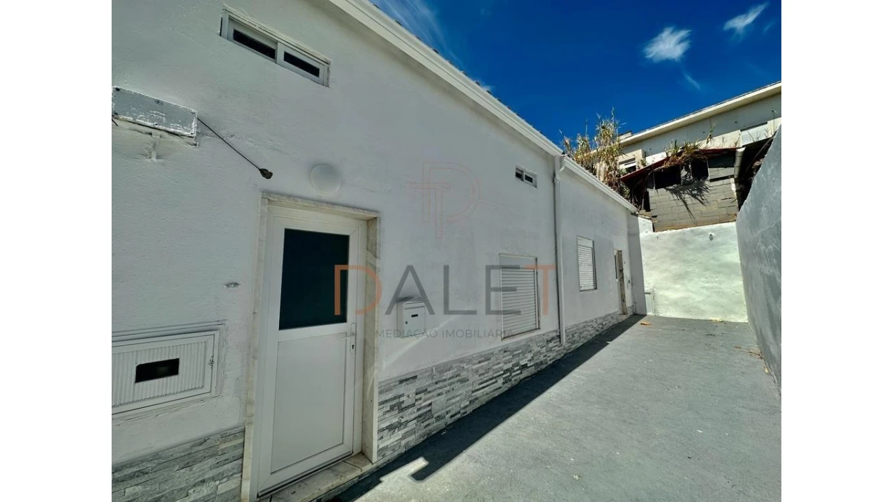 Moradia T9 para Venda em Ajuda Foto 87