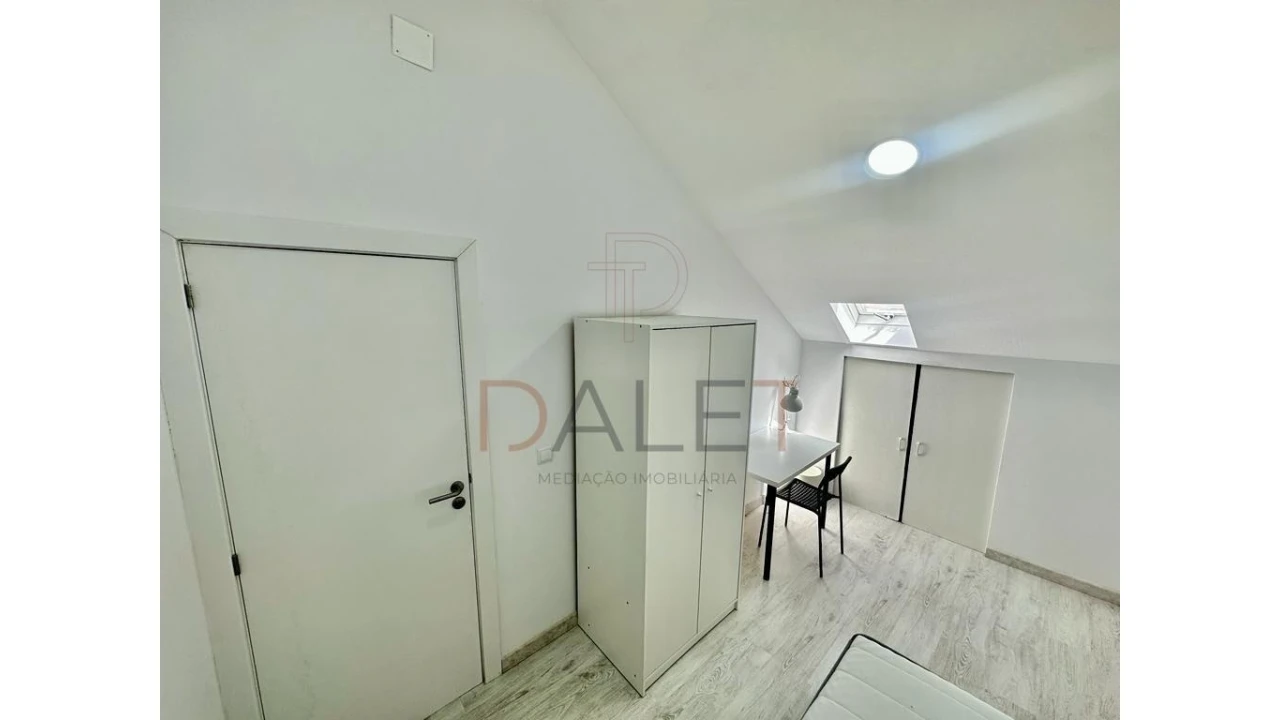 Moradia T9 para Venda em Ajuda Foto 43