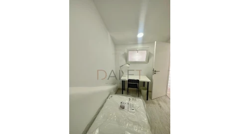 Moradia T9 para Venda em Ajuda