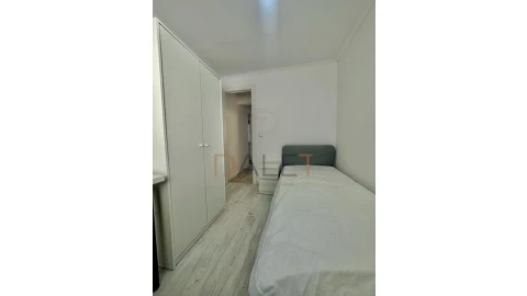 Moradia T9 para Venda em Ajuda