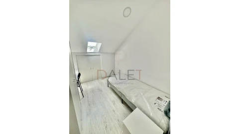 Moradia T9 para Venda em Ajuda