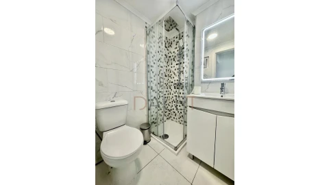 Moradia T9 para Venda em Ajuda