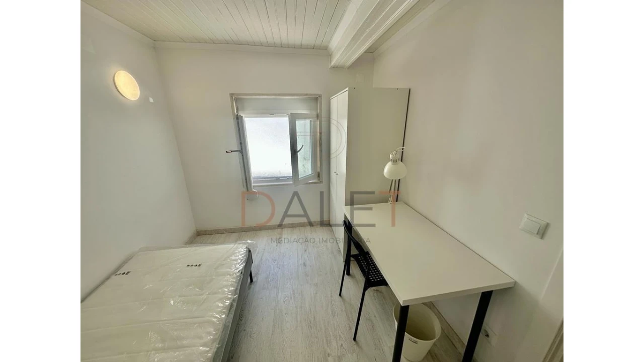 Moradia T9 para Venda em Ajuda Foto 63