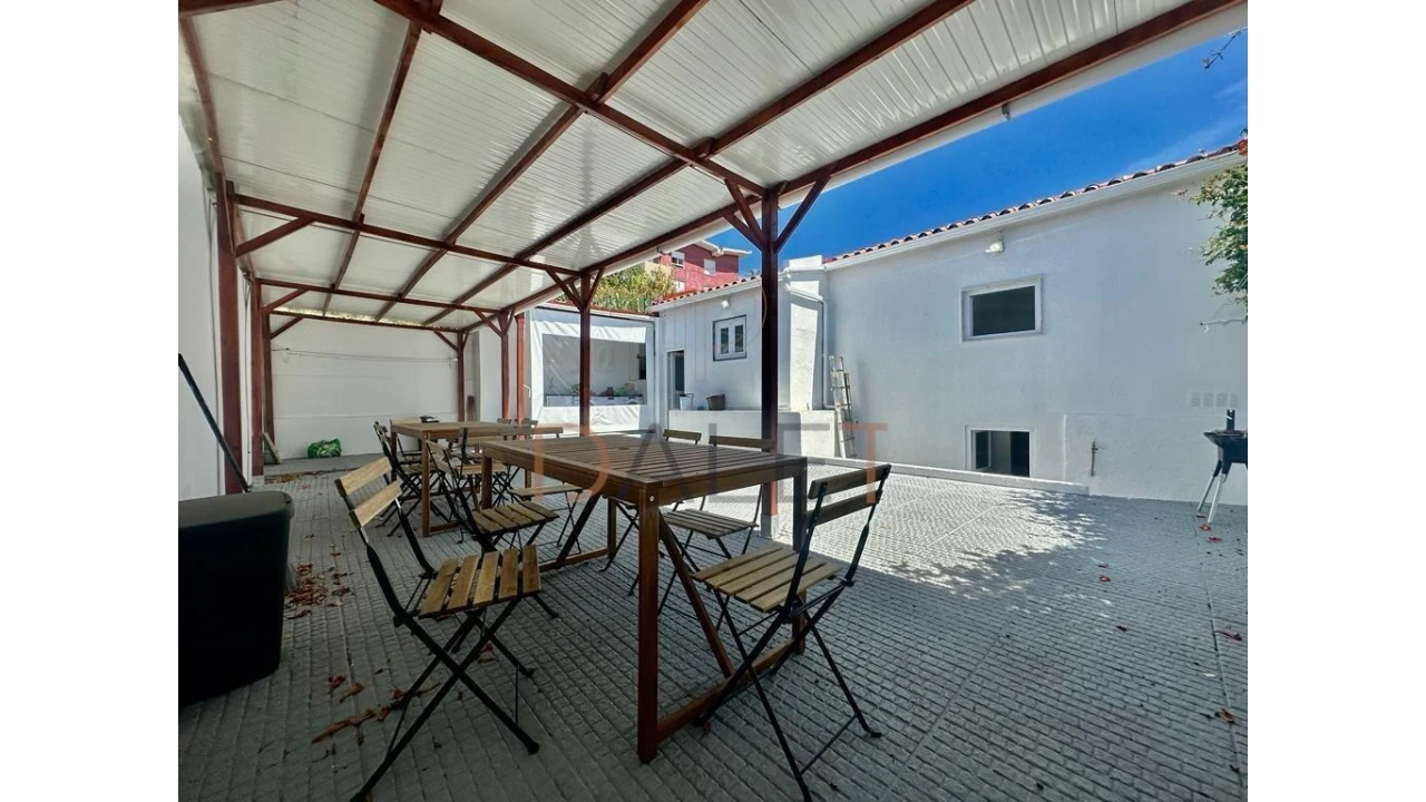 Moradia T9 para Venda em Ajuda Foto 68