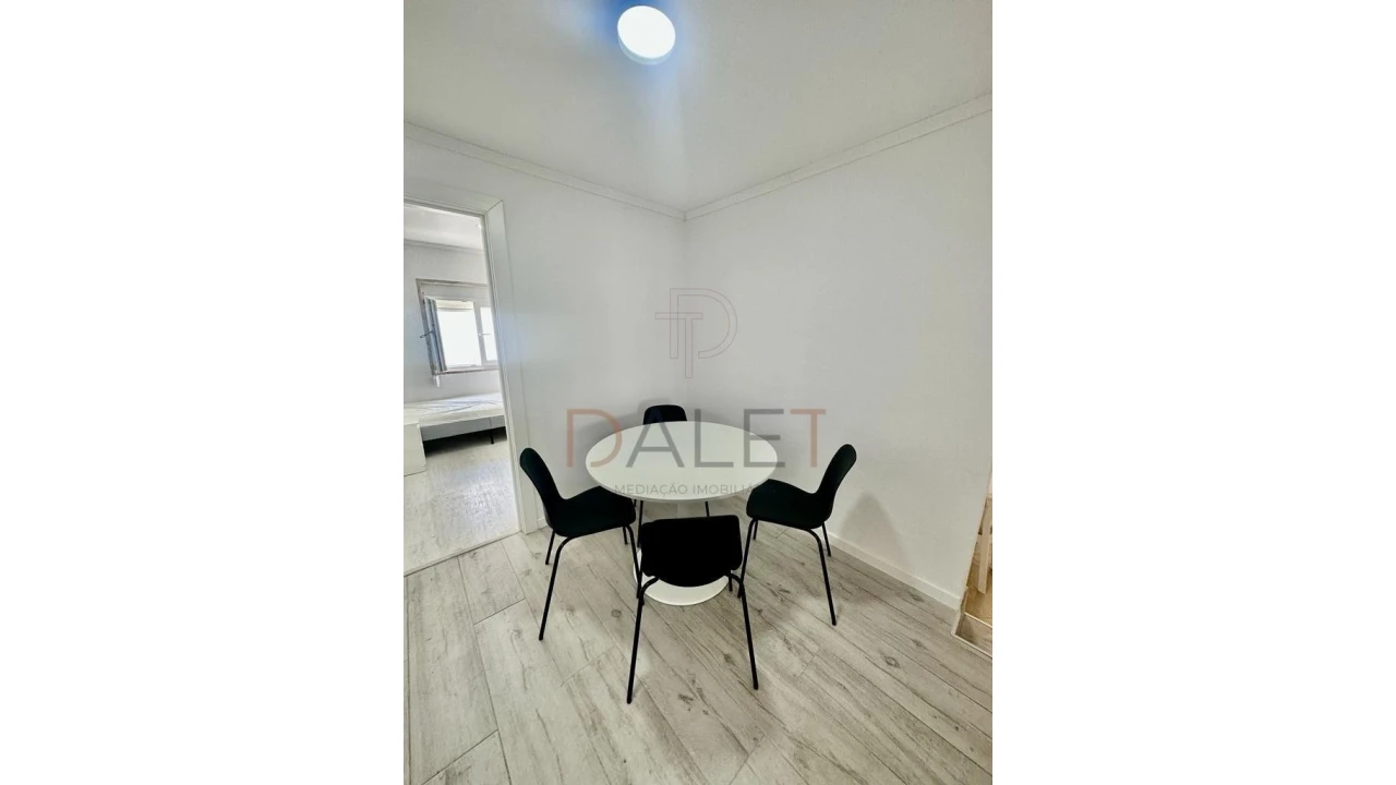 Moradia T9 para Venda em Ajuda Foto 22