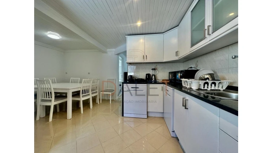 Moradia T9 para Venda em Ajuda Foto 11