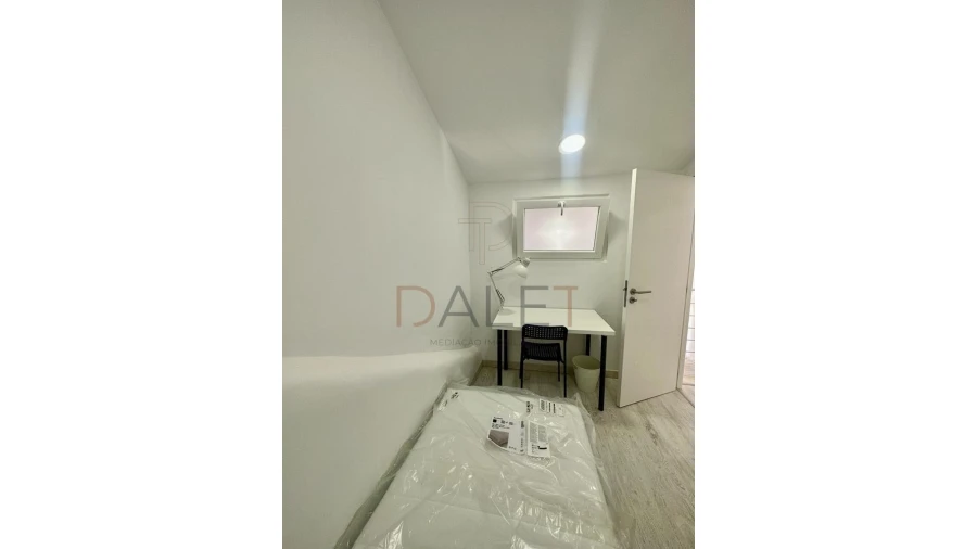 Moradia T9 para Venda em Ajuda Foto 39