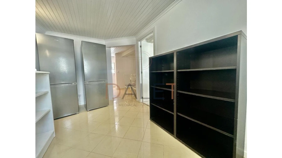 Moradia T9 para Venda em Ajuda Foto 19