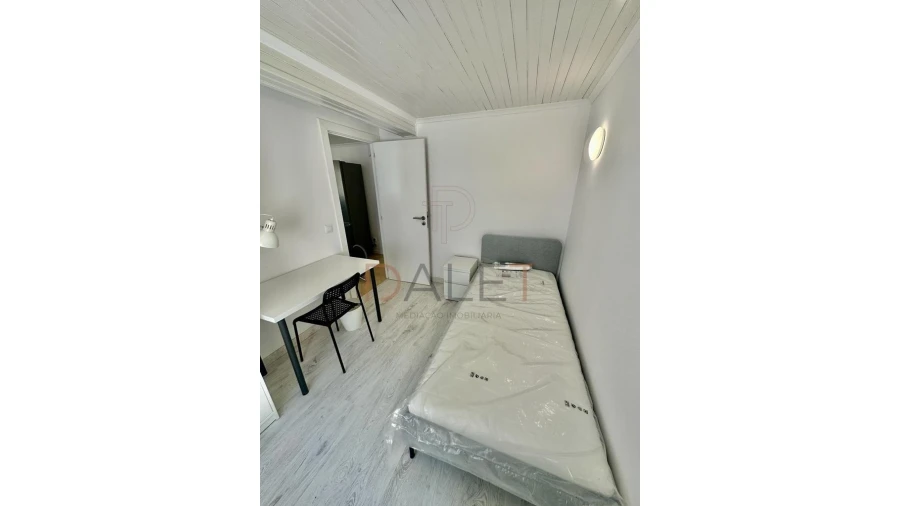 Moradia T9 para Venda em Ajuda Foto 65