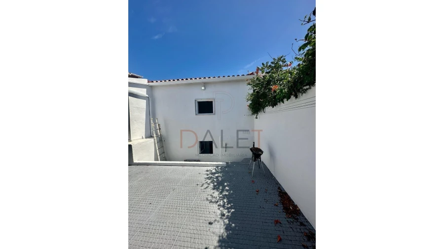 Moradia T9 para Venda em Ajuda Foto 83