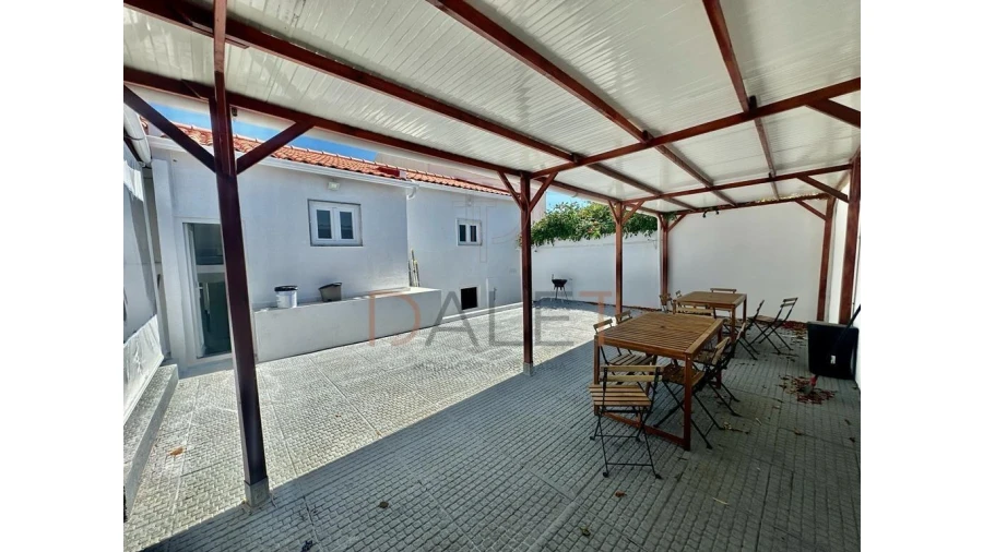 Moradia T9 para Venda em Ajuda Foto 77