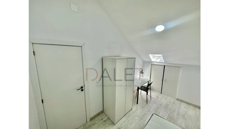 Moradia T9 para Venda em Ajuda Foto 43