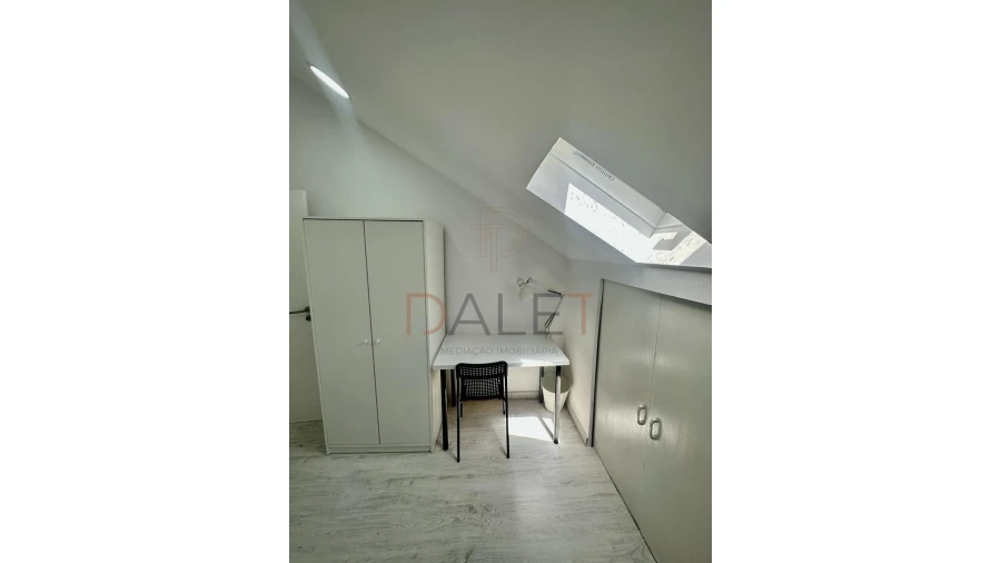 Moradia T9 para Venda em Ajuda Foto 53