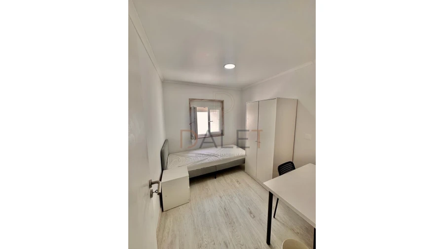 Moradia T9 para Venda em Ajuda Foto 59