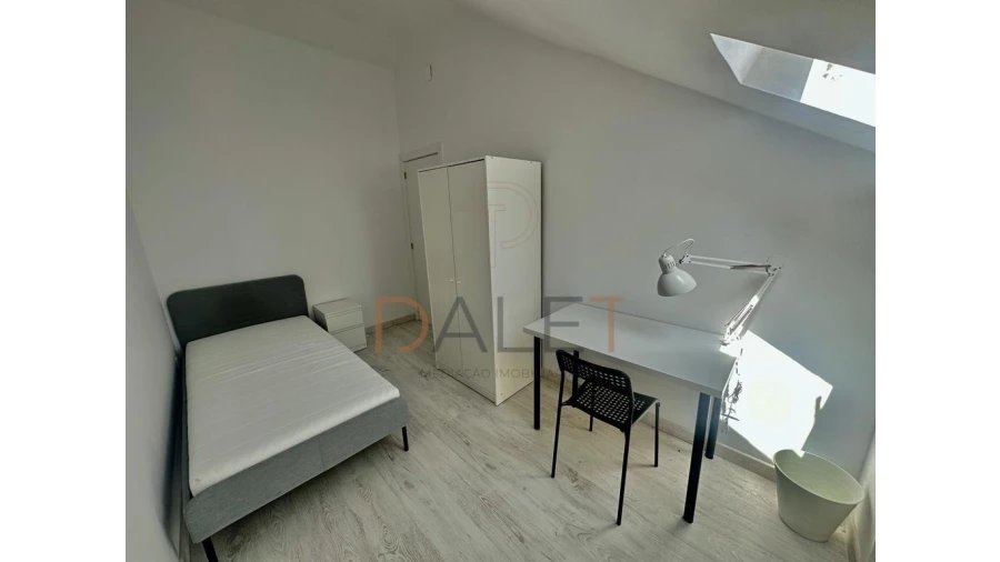 Moradia T9 para Venda em Ajuda Foto 42