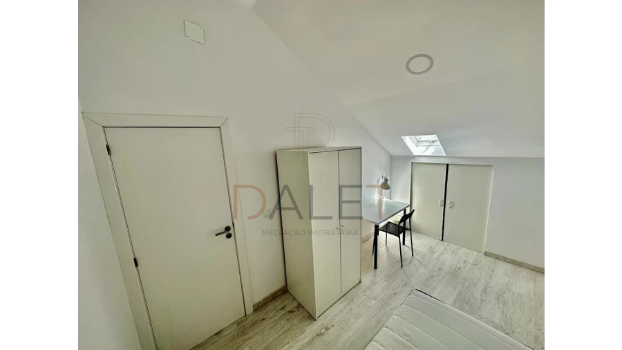 Moradia T9 para Venda em Ajuda Foto 46