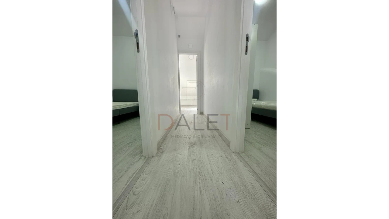 Moradia T9 para Venda em Ajuda Foto 37