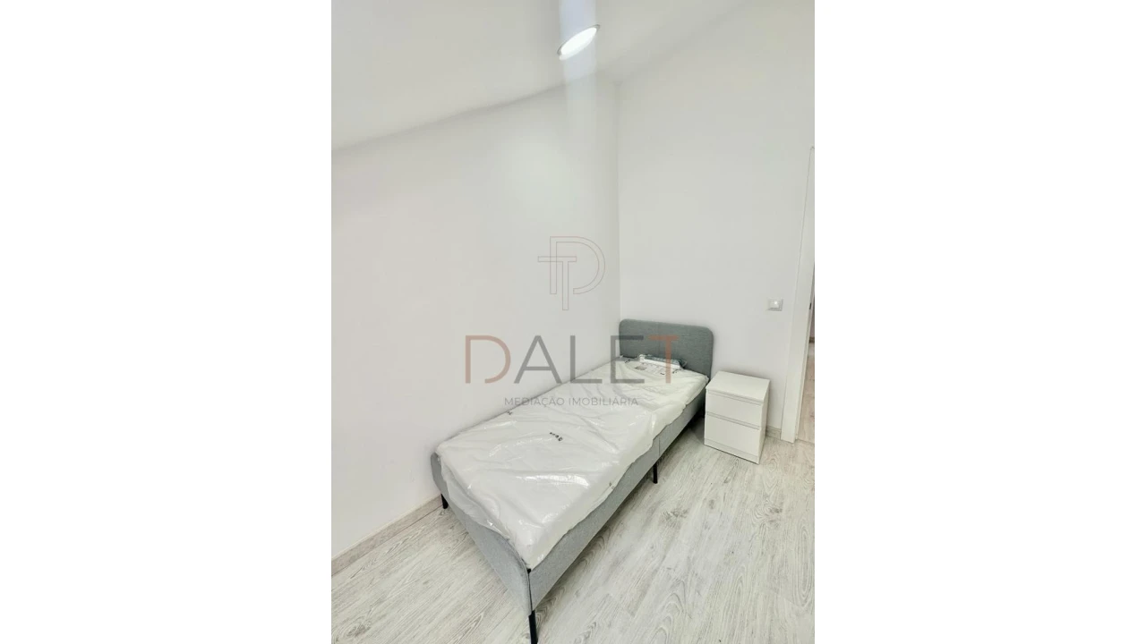 Moradia T9 para Venda em Ajuda Foto 54