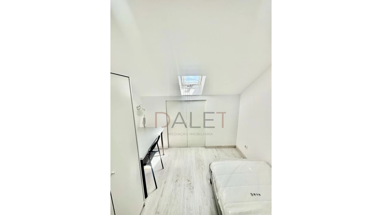 Moradia T9 para Venda em Ajuda Foto 51