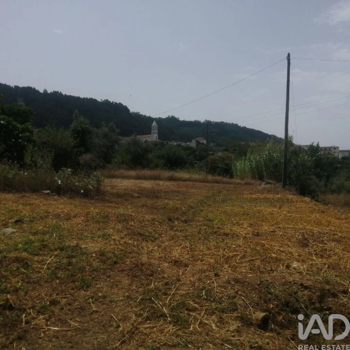 Moradia T2 para Venda em Vila Nova Foto 3