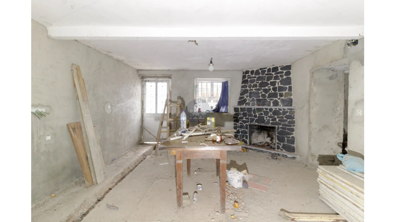 Moradia T2 para Venda em Malhou, Louriceira e Espinheiro Foto 1