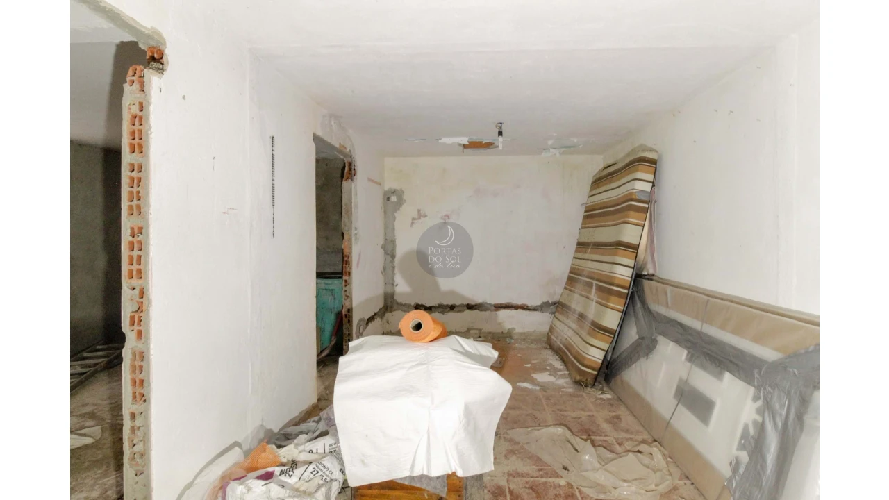 Moradia T2 para Venda em Malhou, Louriceira e Espinheiro Foto 3