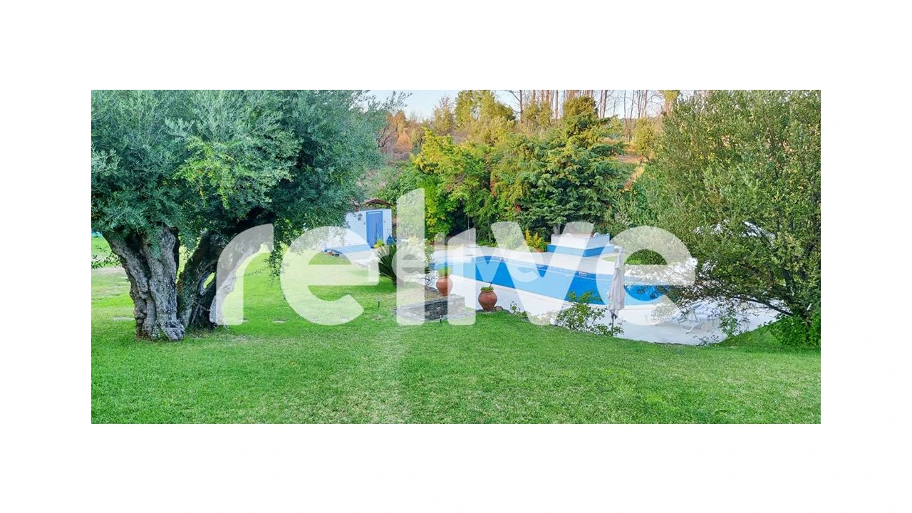 Moradia T6 para Venda em Sardoal Foto 13