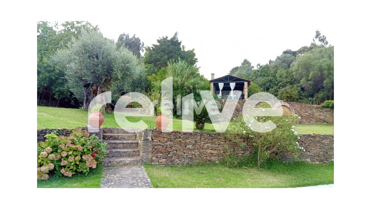 Moradia T6 para Venda em Sardoal Foto 18