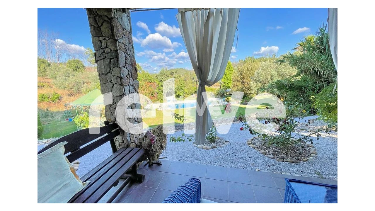 Moradia T6 para Venda em Sardoal Foto 17