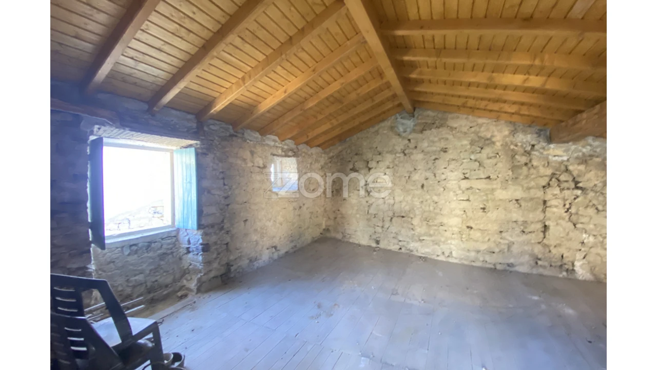 Moradia T2 para Venda em Degracias e Pombalinho Foto 5