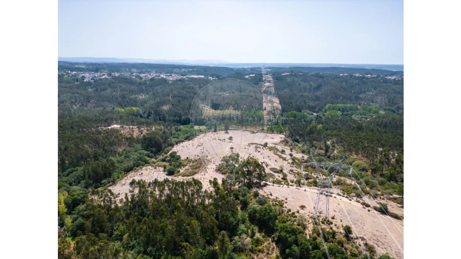 Quinta T0 para Venda em Souto da Carpalhosa e Ortigosa Foto 25