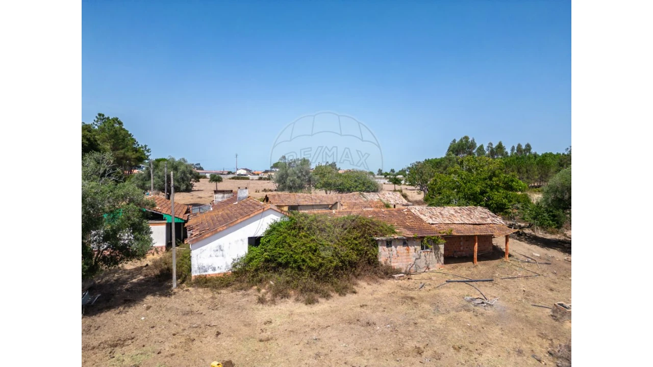 Quinta T0 para Venda em Souto da Carpalhosa e Ortigosa Foto 12