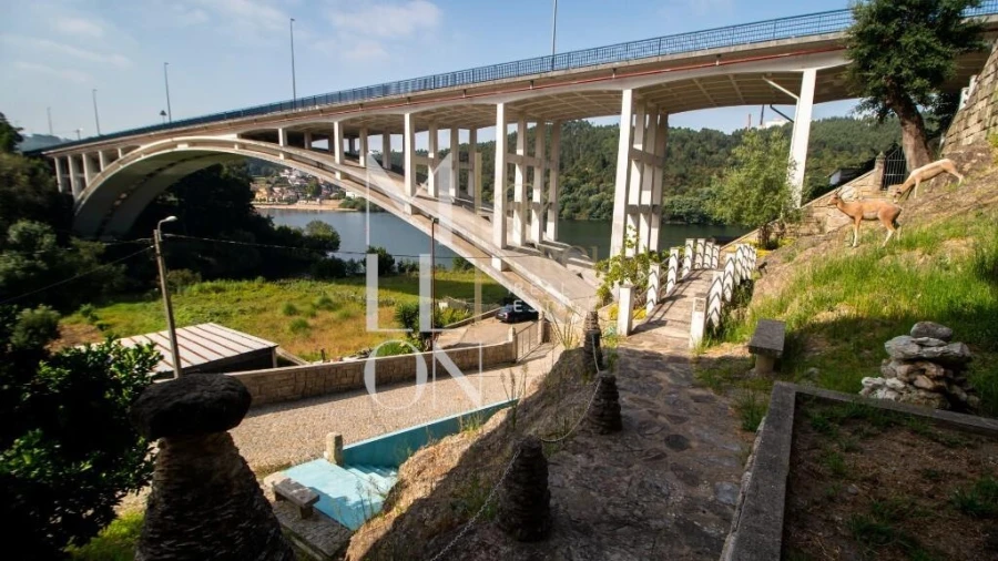 Moradia T4 para Venda em Foz do Sousa e Covelo Foto 7