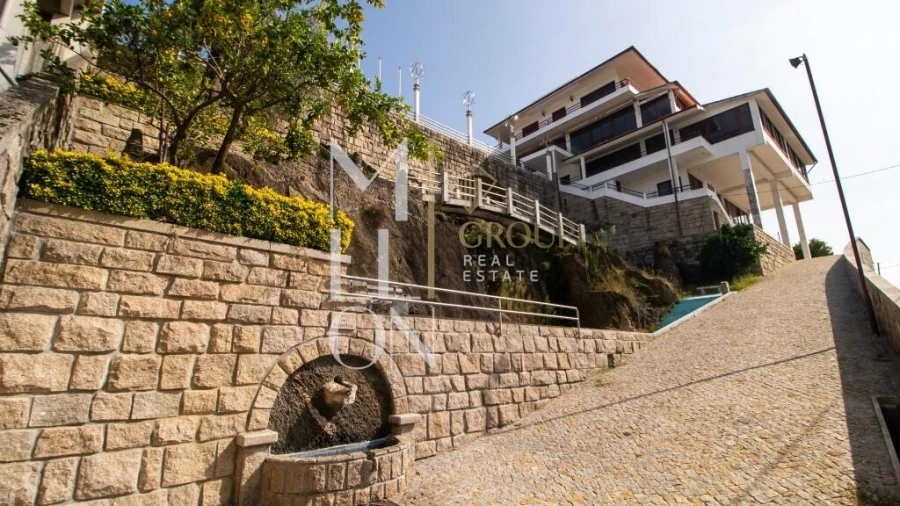 Moradia T4 para Venda em Foz do Sousa e Covelo Foto 10