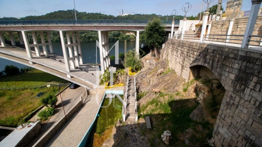 Moradia T4 para Venda em Foz do Sousa e Covelo Foto 5