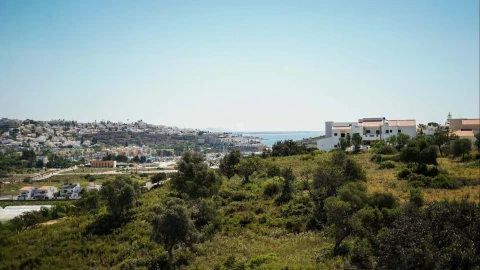 Moradia T5 para Venda em Albufeira e Olhos de Água