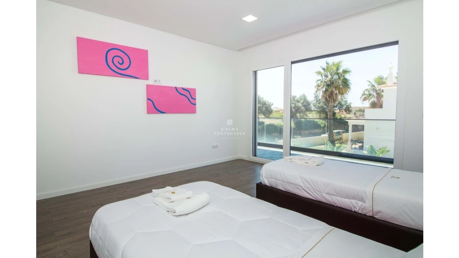 Moradia T5 para Venda em Albufeira e Olhos de Água Foto 30