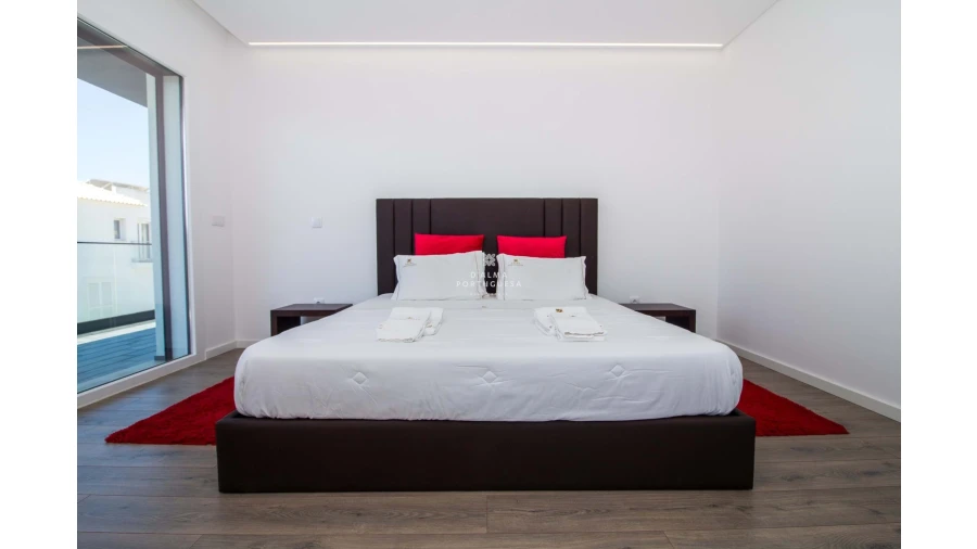 Moradia T5 para Venda em Albufeira e Olhos de Água Foto 24