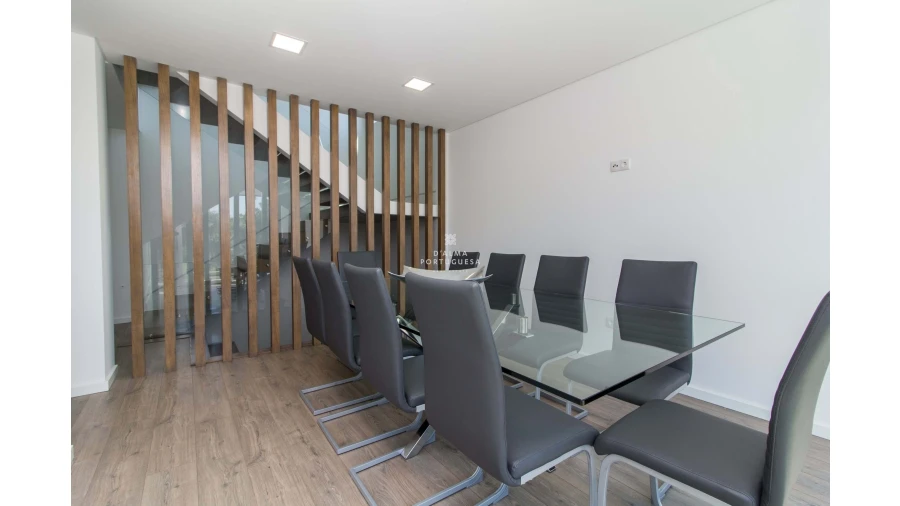 Moradia T5 para Venda em Albufeira e Olhos de Água Foto 7