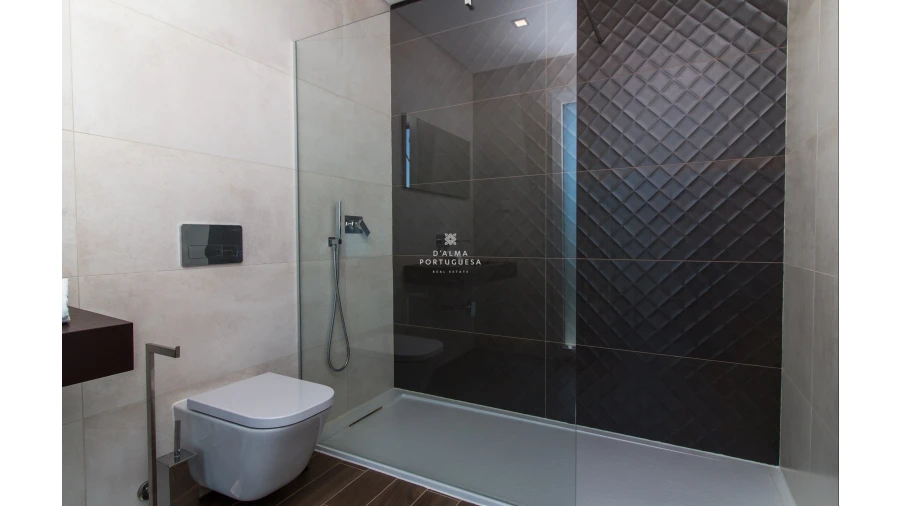 Moradia T5 para Venda em Albufeira e Olhos de Água Foto 23