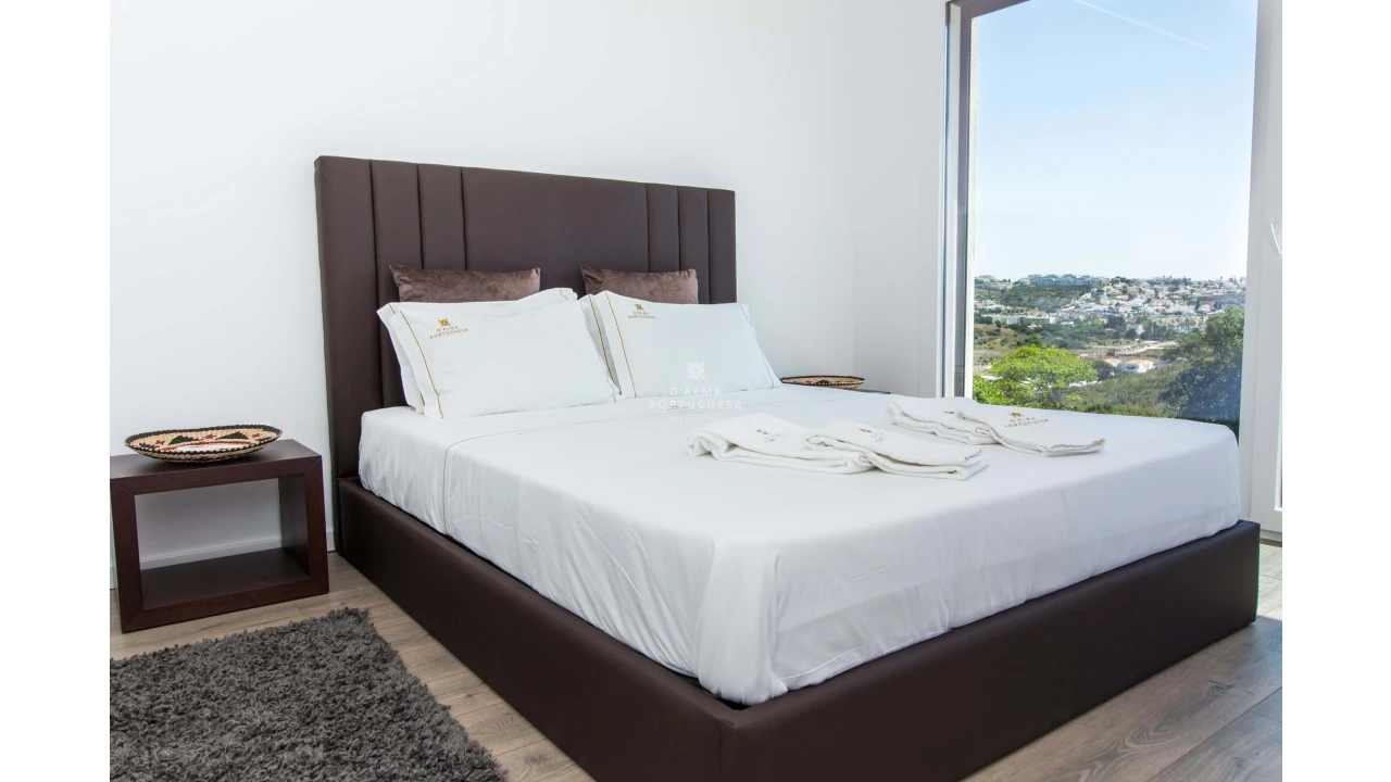 Moradia T5 para Venda em Albufeira e Olhos de Água Foto 35