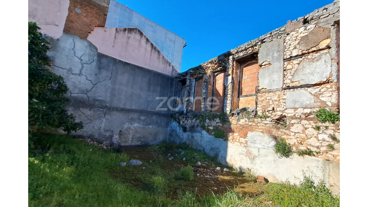 Terreno para Venda em Mira de Aire Foto 3
