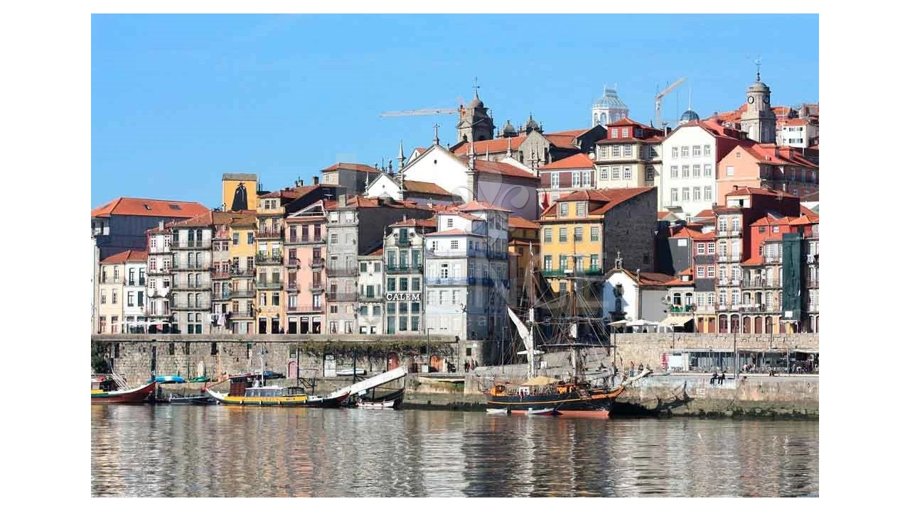 Prédio para Venda em Cedofeita, Santo Ildefonso, Sé, Miragaia, São Nicolau e Vitória Foto 9