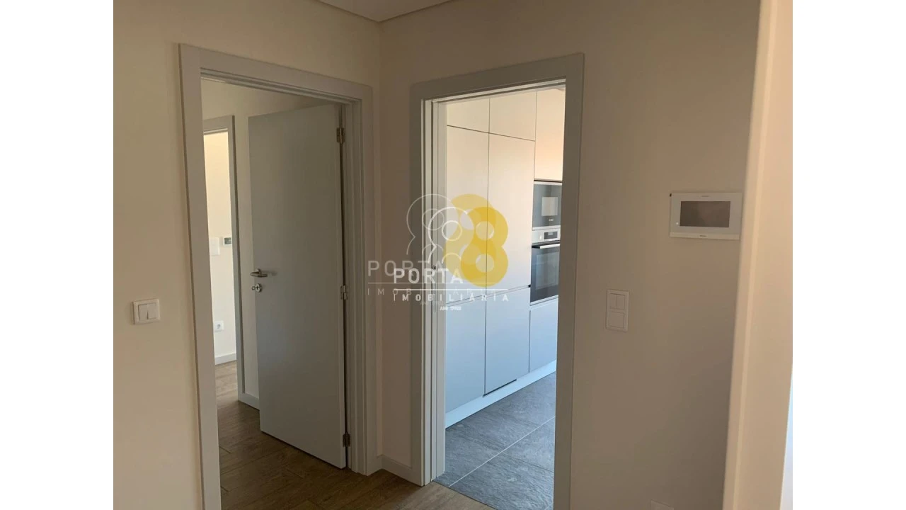 Apartamento T3 para Venda em Ramalde Foto 23