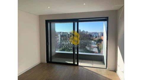 Apartamento T3 para Venda em Ramalde