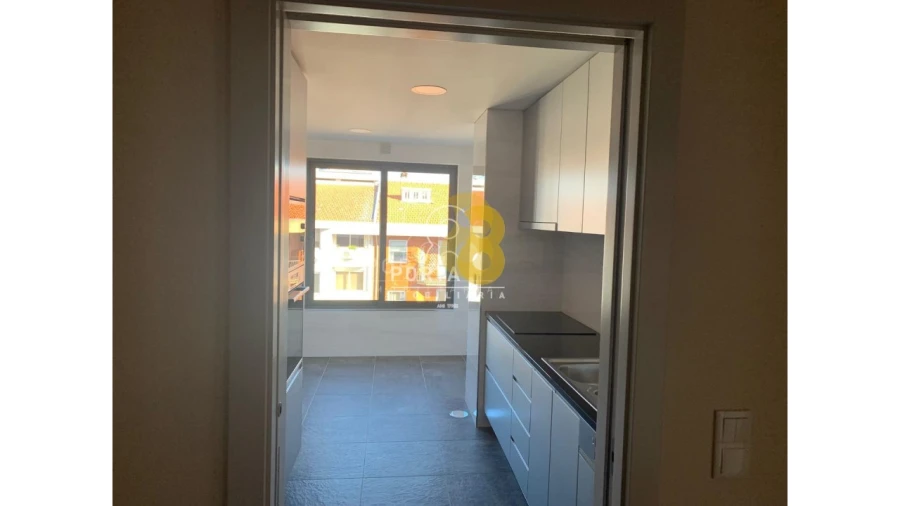 Apartamento T3 para Venda em Ramalde Foto 16